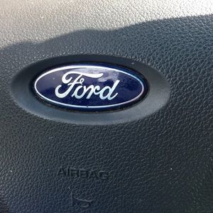 Meet your Posher, Regina